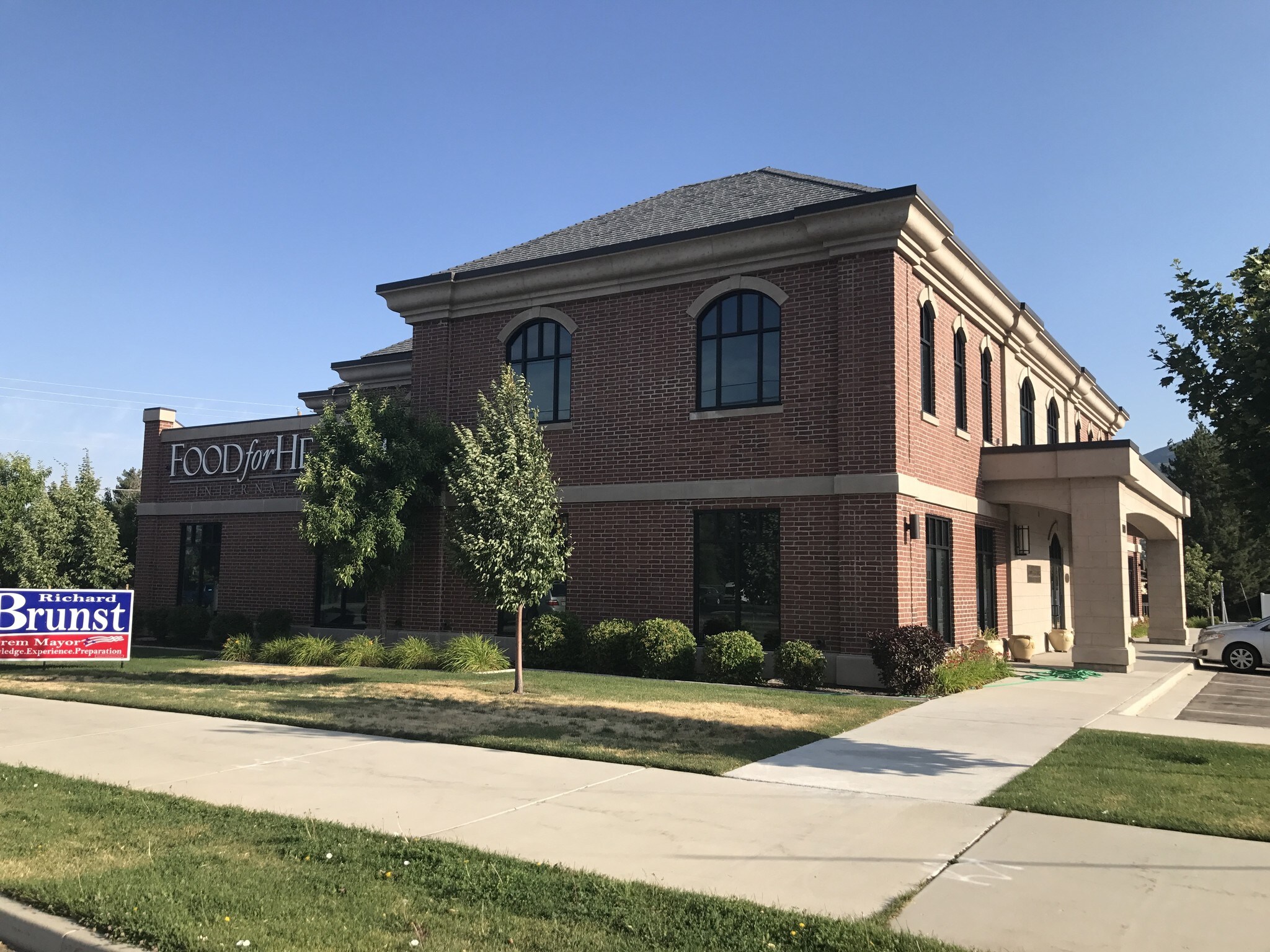 825 E 800 N, Orem, UT for sale Primary Photo- Image 1 of 1