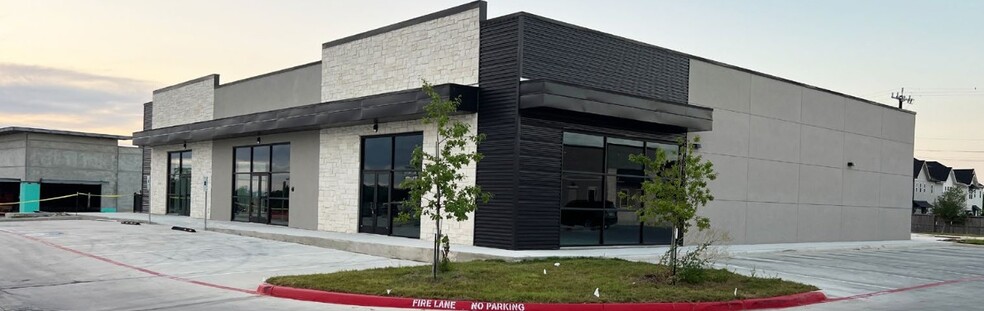 12112 Alamo Ranch Pky, San Antonio, TX for lease - Building Photo - Image 2 of 6