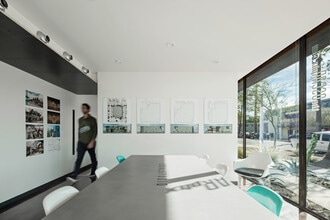 206 E Portland St, Phoenix, AZ for lease Interior Photo- Image 2 of 5