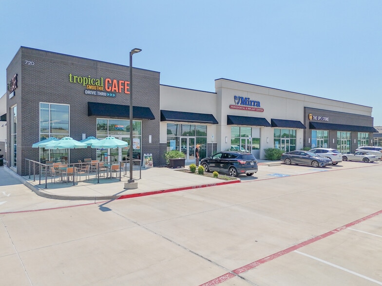 720 S Highway 377, Roanoke, TX for sale - Building Photo - Image 2 of 8