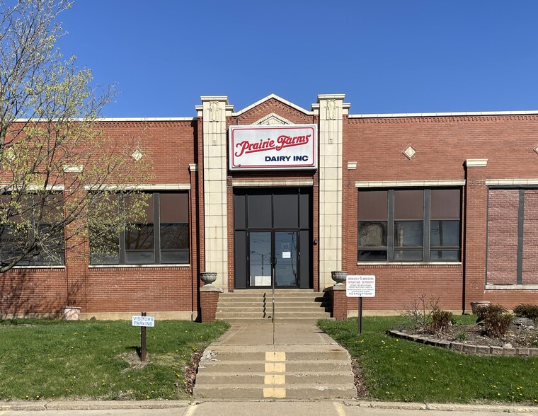 2004 N University St, Peoria, IL for sale - Building Photo - Image 2 of 22