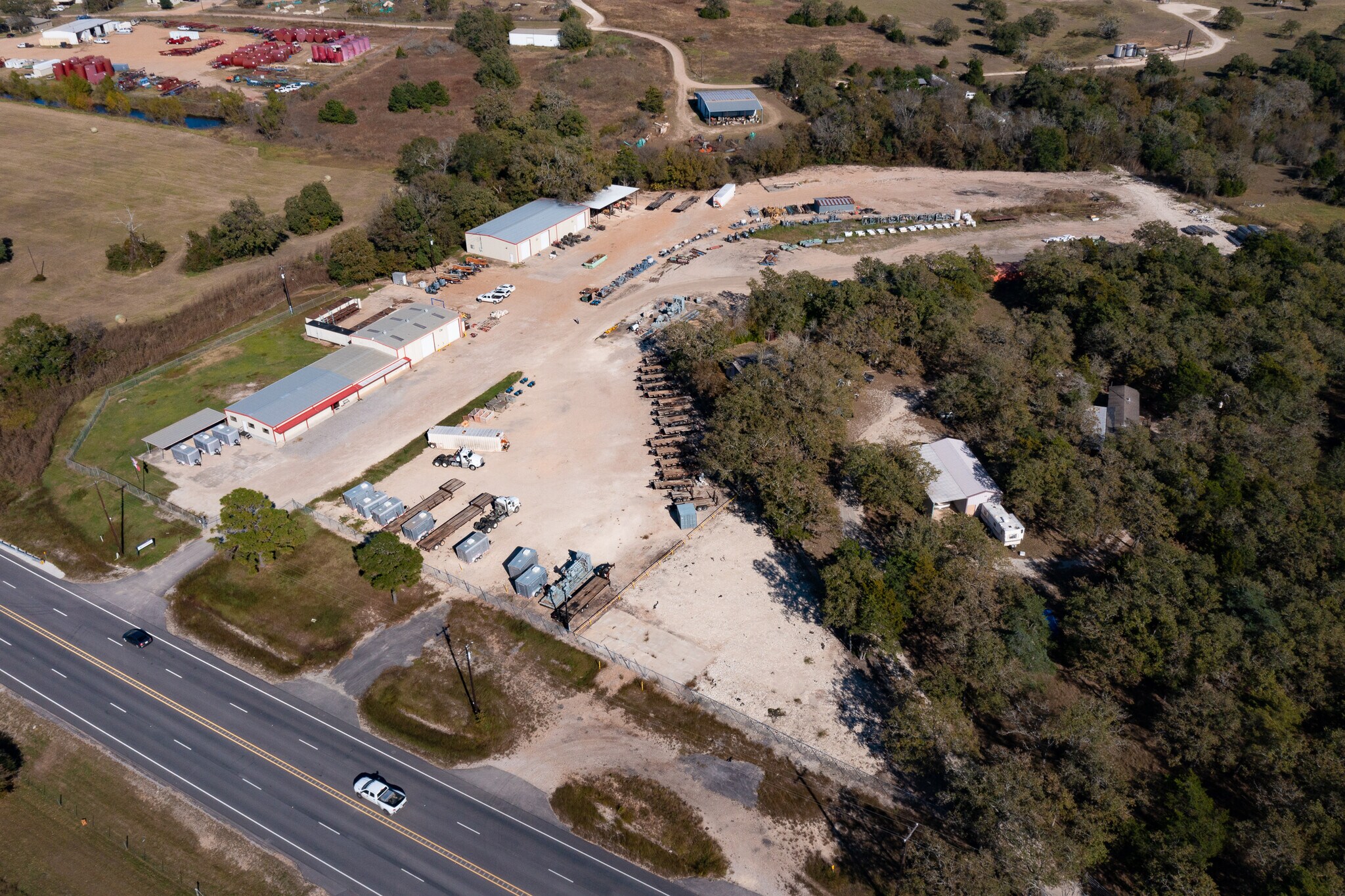 1743 W Hwy 77, Giddings, TX for sale Primary Photo- Image 1 of 1