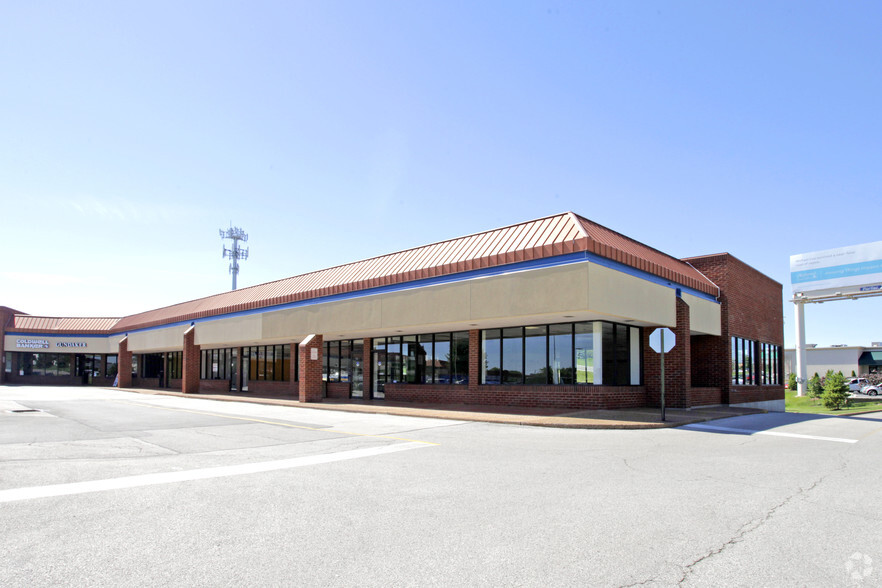 9918-9964 Kennerly Rd, Saint Louis, MO for lease - Building Photo - Image 2 of 3