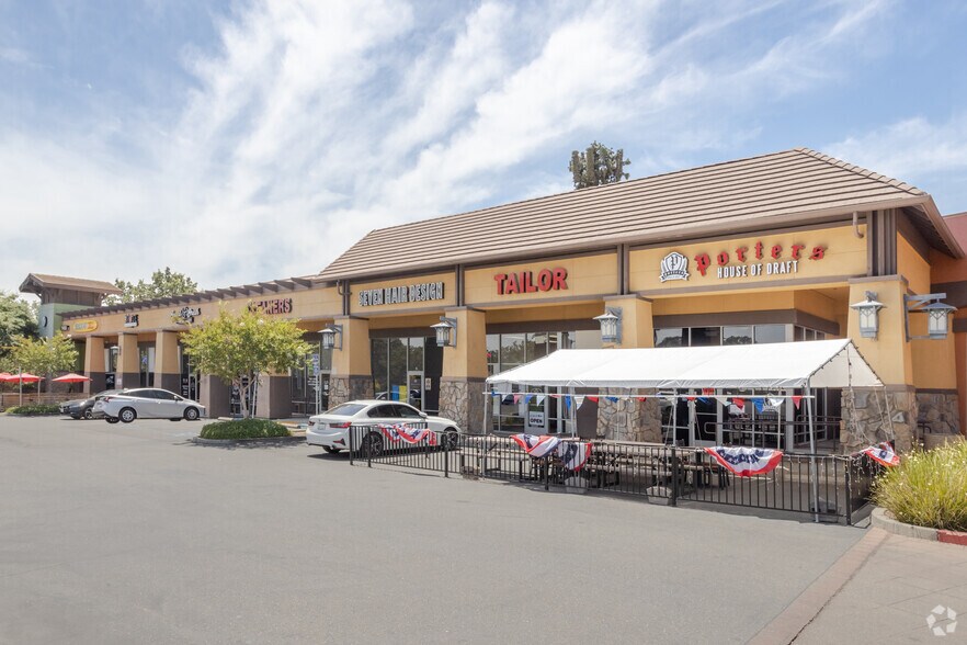 7456 Foothills Blvd, Roseville, CA 95747 Woodcreek Plaza