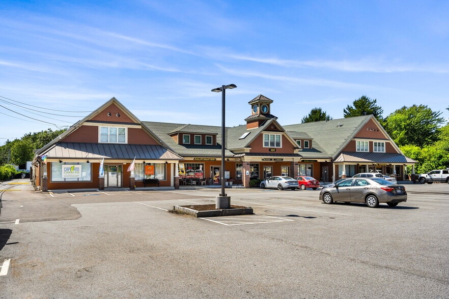 300 Newburyport Tpke, Rowley, MA for lease - Building Photo - Image 1 of 7
