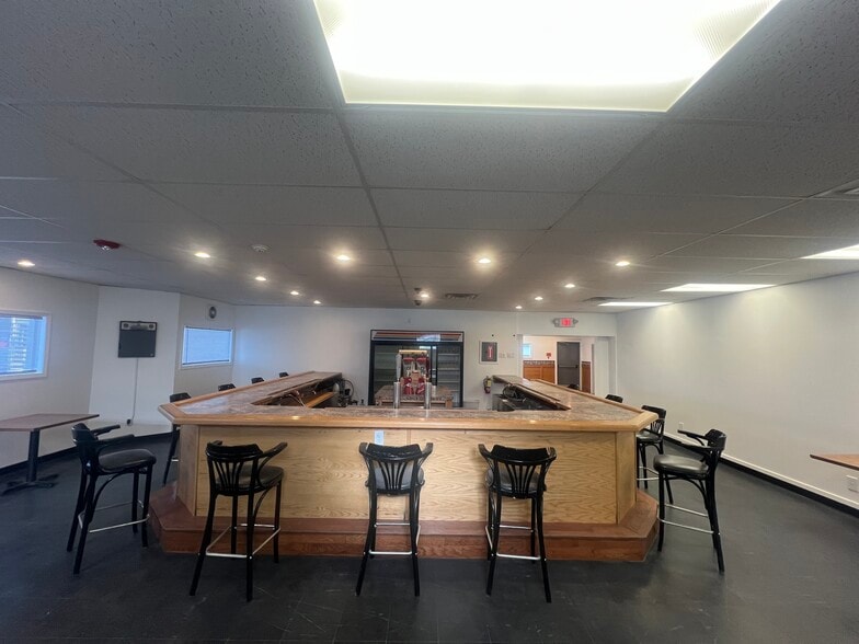 1332 Lower Broadway, Schenectady, NY for lease - Building Photo - Image 3 of 11