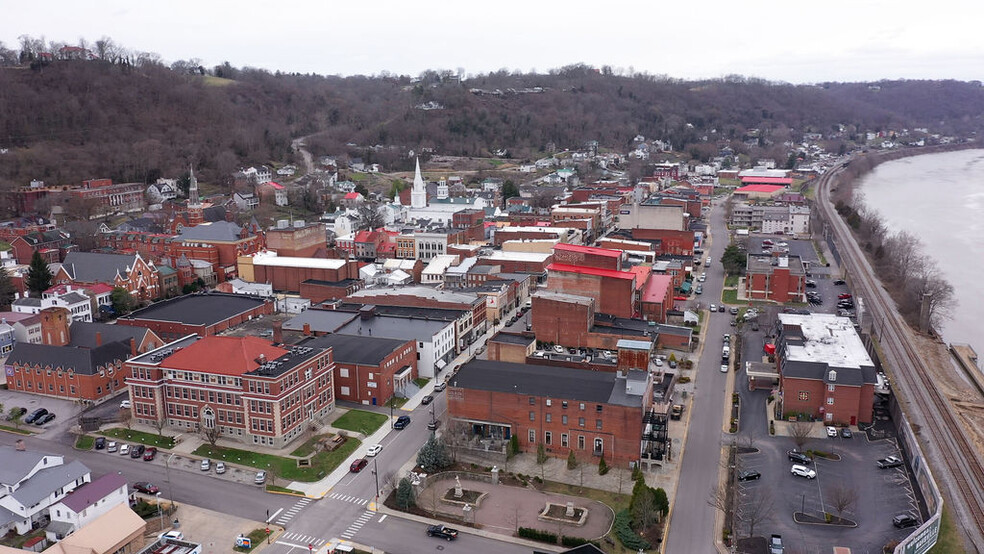 10 E 2nd St, Maysville, KY for sale - Primary Photo - Image 1 of 1