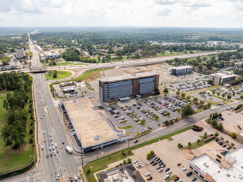 500 S University Ave, Little Rock, AR for lease - Building Photo - Image 3 of 7