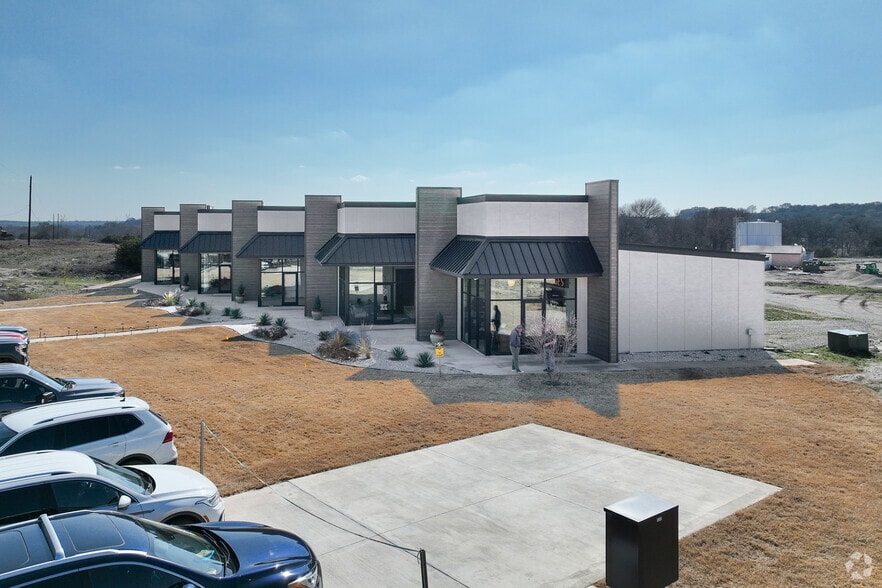 5100 Kelly Rd, Fort Worth, TX for lease - Primary Photo - Image 1 of 18