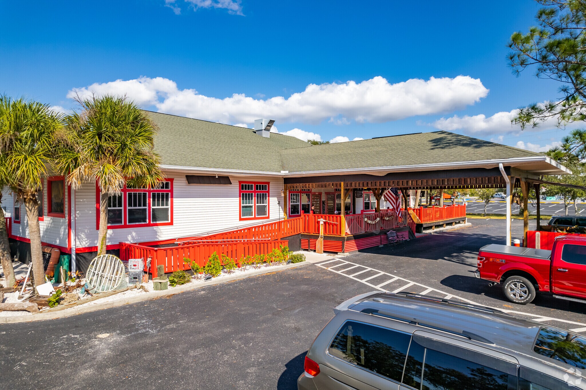80 W Live Oak St, Tarpon Springs, FL for sale Primary Photo- Image 1 of 1