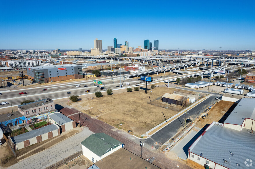 301 South Fwy, Fort Worth, TX for lease - Aerial - Image 2 of 9