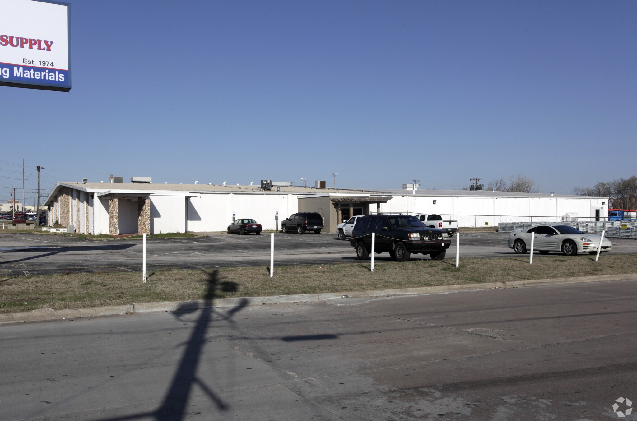 7727 E 41st St, Tulsa, OK for lease Building Photo- Image 1 of 18