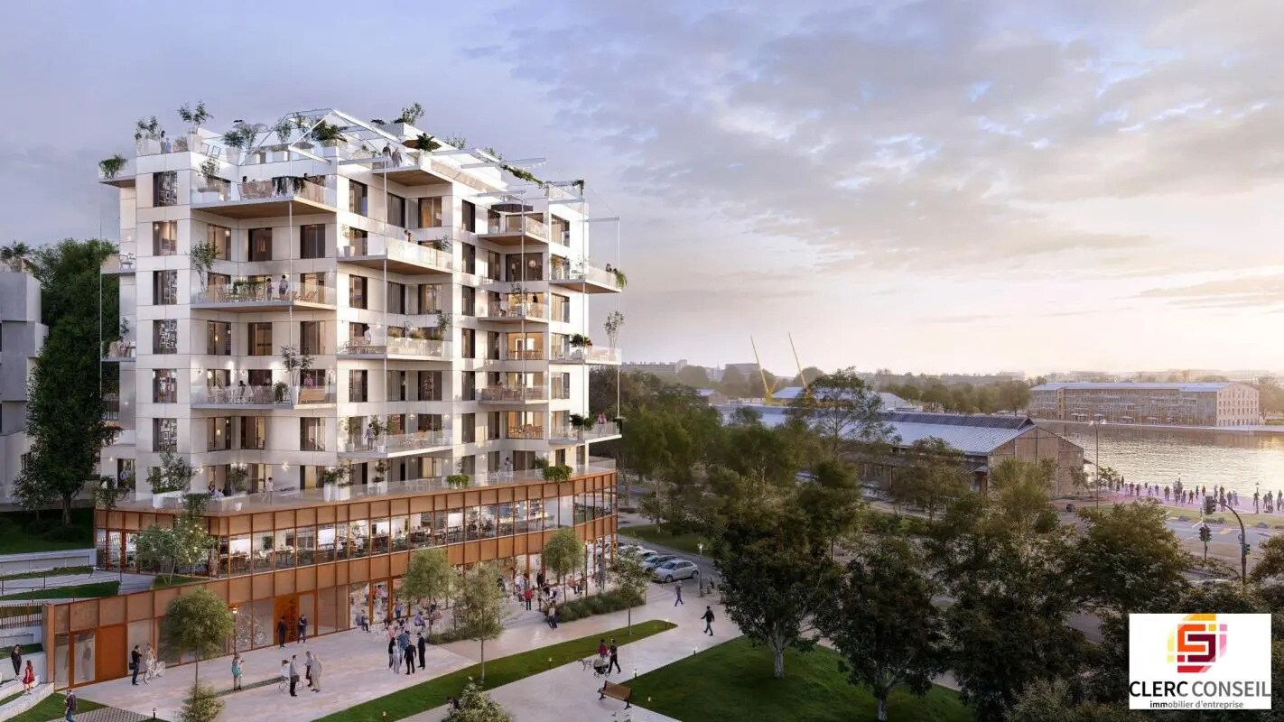 Office in Rouen for sale Building Photo- Image 1 of 4