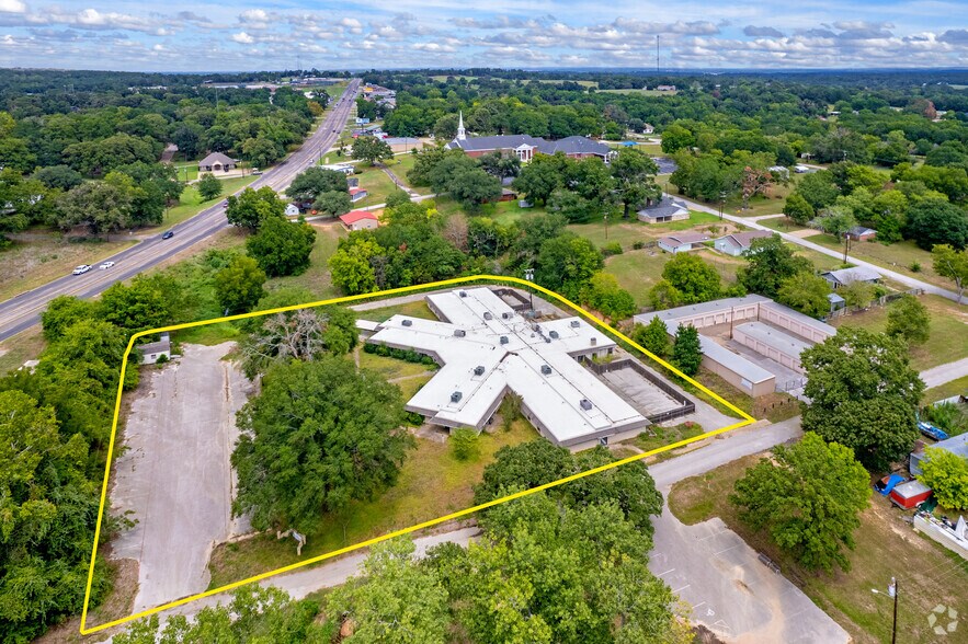 143 Weldon St, Frankston, TX for sale - Primary Photo - Image 1 of 1