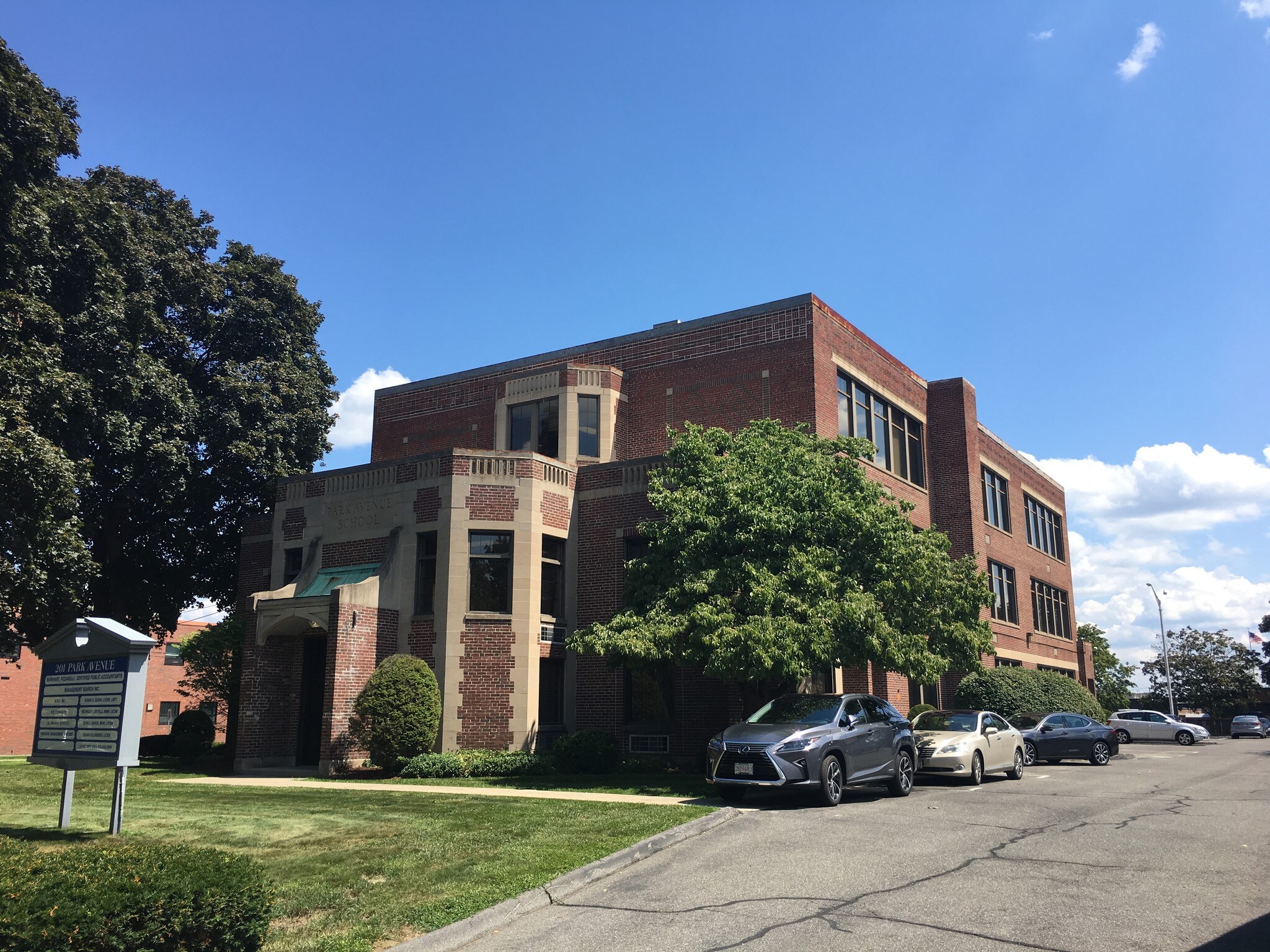 201 Park Ave, West Springfield, MA for sale Building Photo- Image 1 of 1