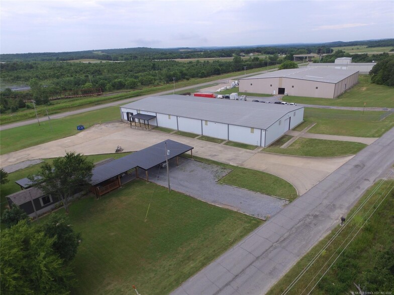 1200 New Baker Rd, Mcalester, OK for sale - Primary Photo - Image 1 of 1