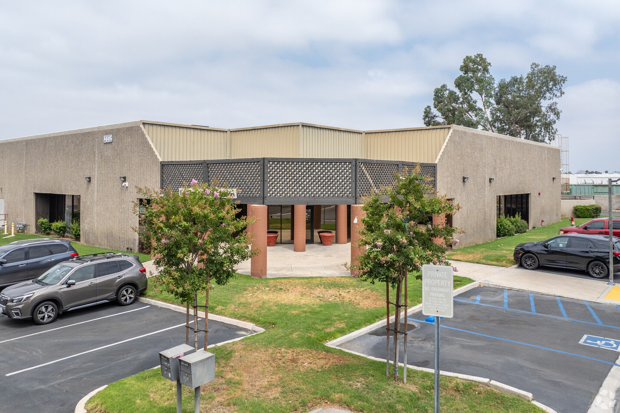 1445 Spruce St, Riverside, CA for sale Primary Photo- Image 1 of 1