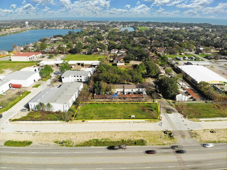 2400 Hwy 146, Seabrook, TX 77586 Prime Location Main Commercial