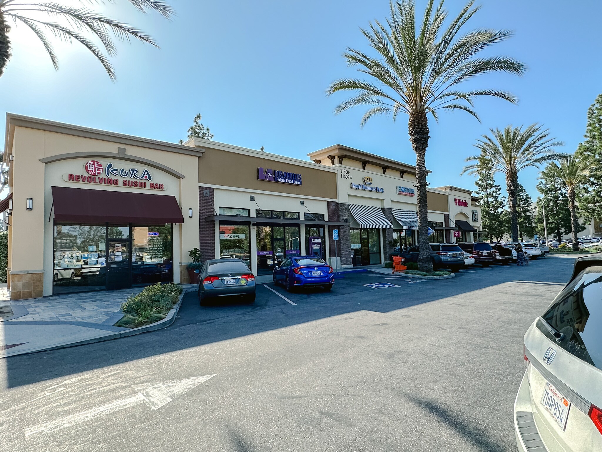 1130011338 South St, Cerritos, CA 90703 Landmark Square Cerritos