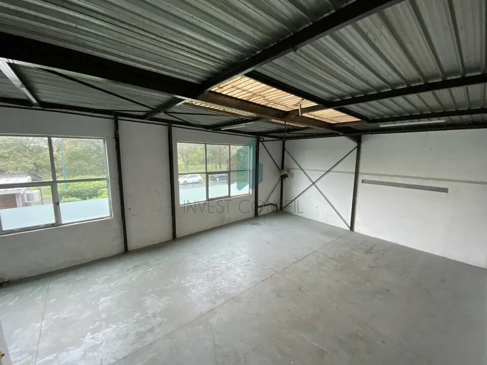 Flex in SAINT-OUEN-L'AUMONE for lease Building Photo- Image 1 of 8