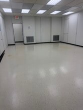 111 Roberts St, East Hartford, CT for lease Interior Photo- Image 2 of 19