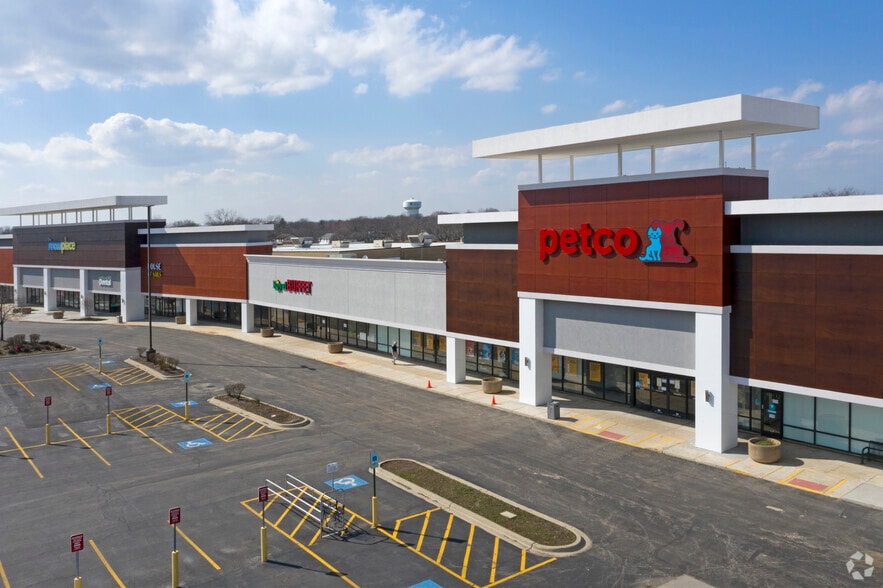 1200-1620 W 75th St, Downers Grove, IL for lease - Building Photo - Image 1 of 32