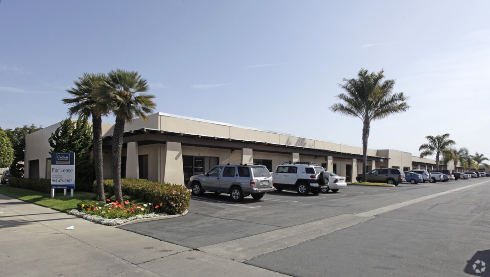 1760 Monrovia Ave, Costa Mesa, CA for lease - Primary Photo - Image 1 of 11