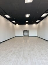 1875-1895 25th St, Salem, OR for lease Interior Photo- Image 1 of 5