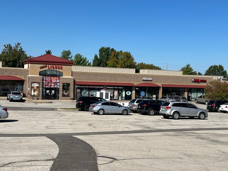 5542-5600 Hedge Lane Ter, Shawnee, KS for lease - Building Photo - Image 2 of 3