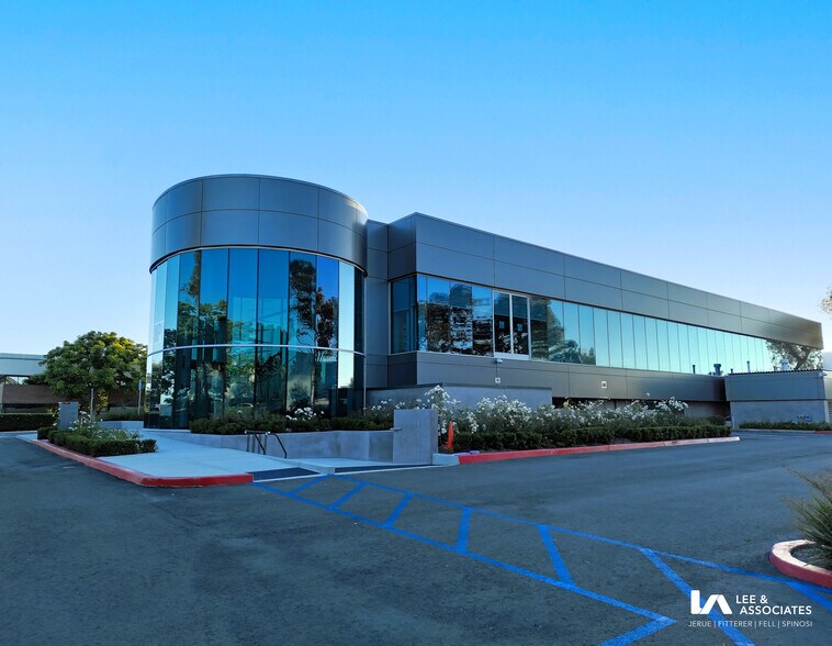 6 Thomas, Irvine, CA for lease - Building Photo - Image 1 of 12