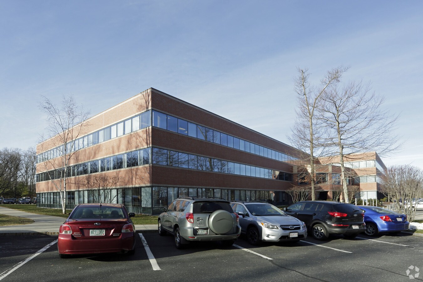 40 Shattuck Rd, Andover, MA 01810