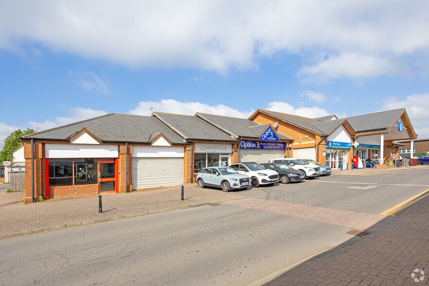 Lincoln Rd, North Hykeham for lease - Building Photo - Image 2 of 3