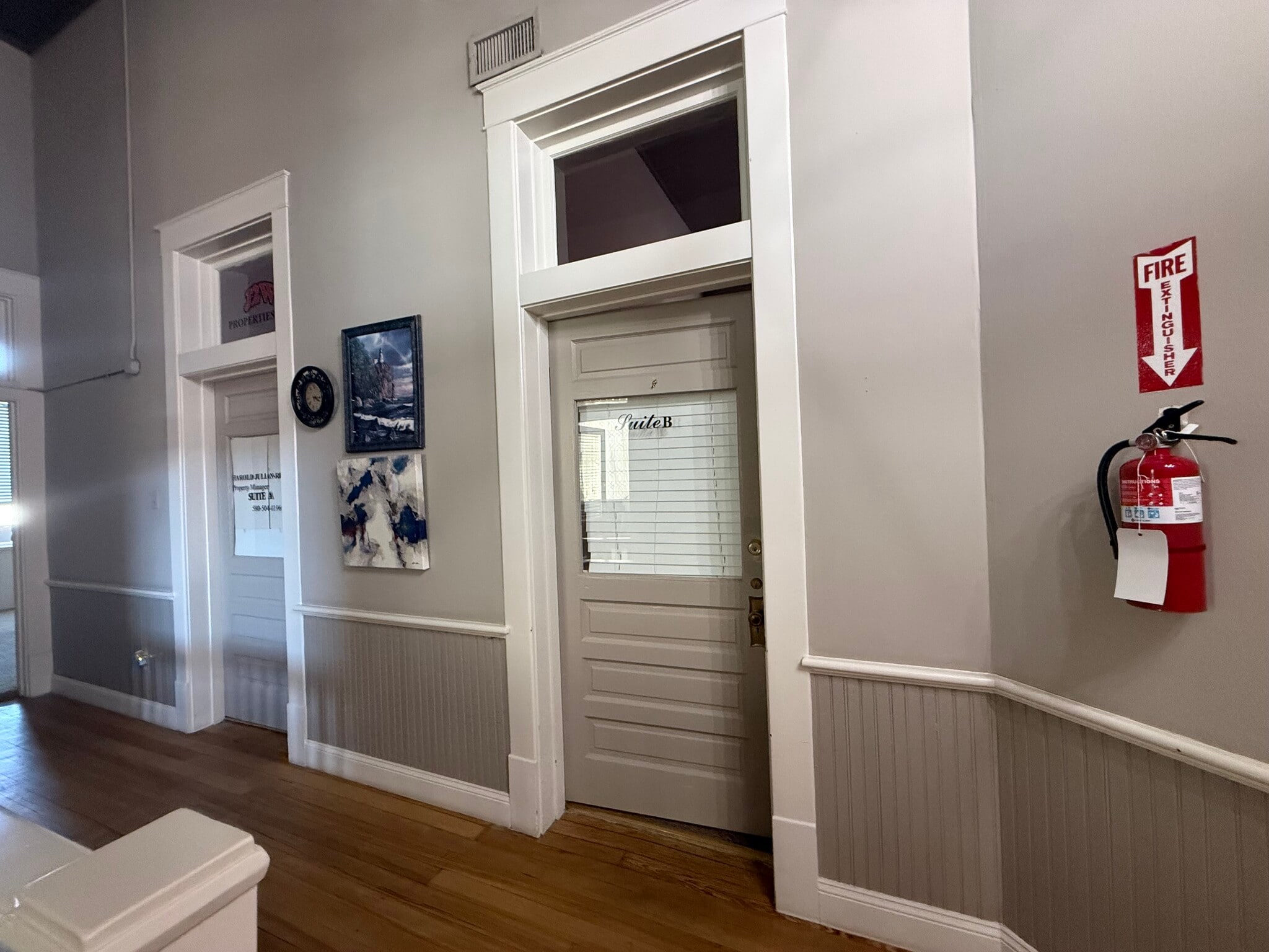 200 W Main St, Ardmore, OK for lease Interior Photo- Image 1 of 4