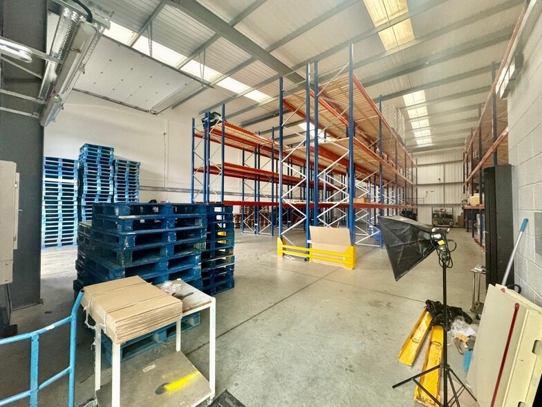 Butterfield Green Rd, Luton for sale - Building Photo - Image 3 of 5