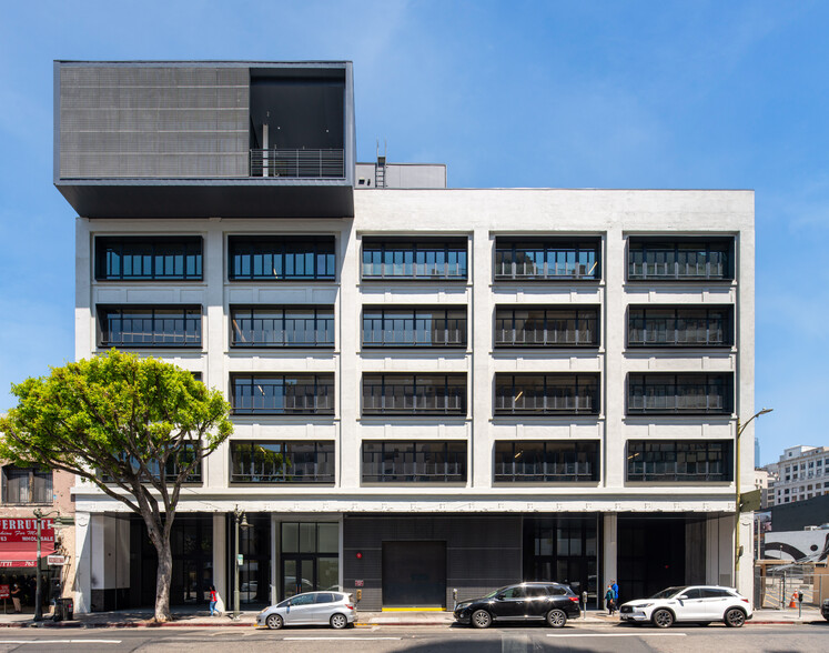 755 S Los Angeles St, Los Angeles, CA for lease - Building Photo - Image 1 of 20