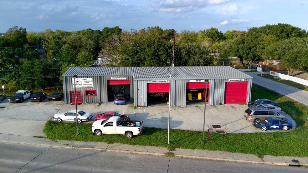 15330 W Bellfort St, Sugar Land, TX for sale - Building Photo - Image 2 of 5