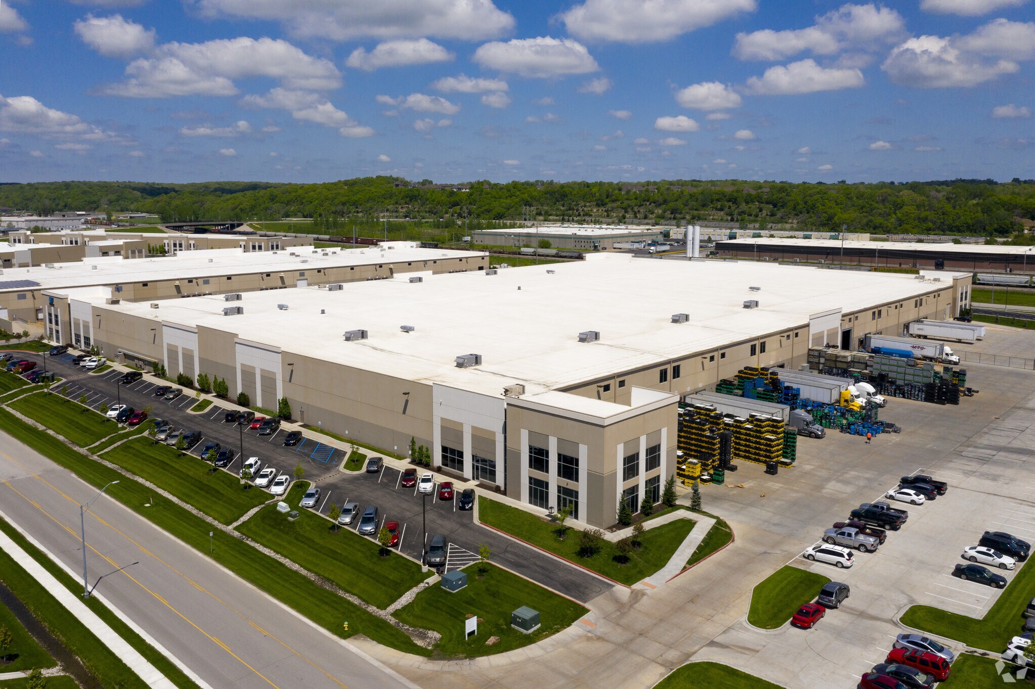 4600 NW 41st St, Riverside, MO, 64150 Industrial Space For Lease