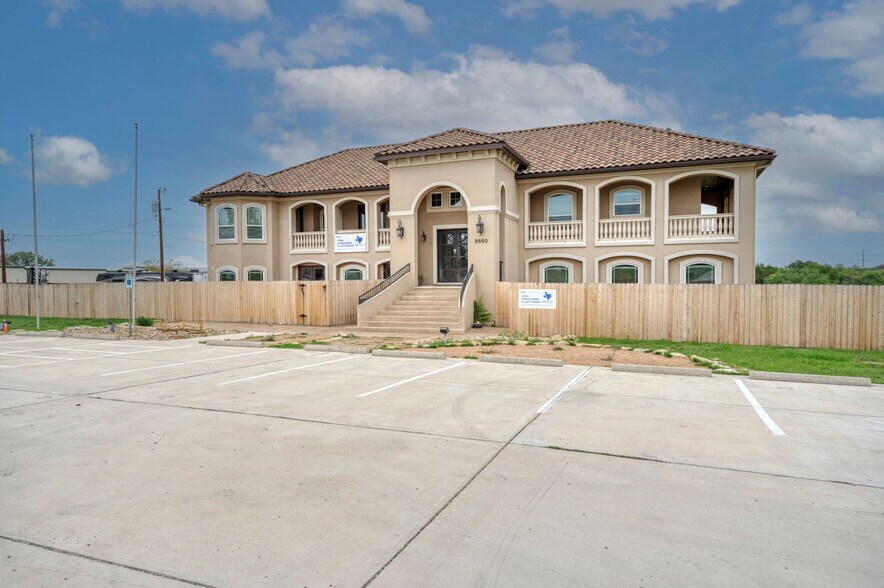 9660 E State Highway 71, Spicewood, TX for sale - Building Photo - Image 1 of 1