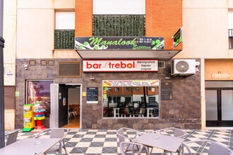 Retail in Roquetas de Mar, Almería for lease Interior Photo- Image 2 of 26