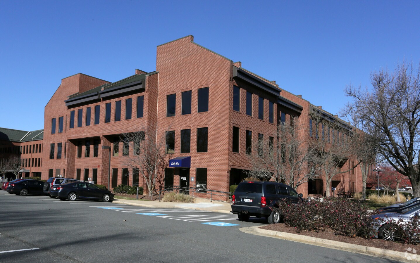 8391 Old Courthouse Rd, Vienna, VA, 22182 Property For Lease on