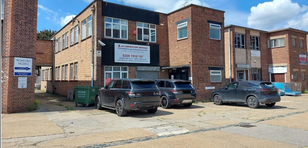 1 Bridge Clos, Romford for lease - Building Photo - Image 1 of 1