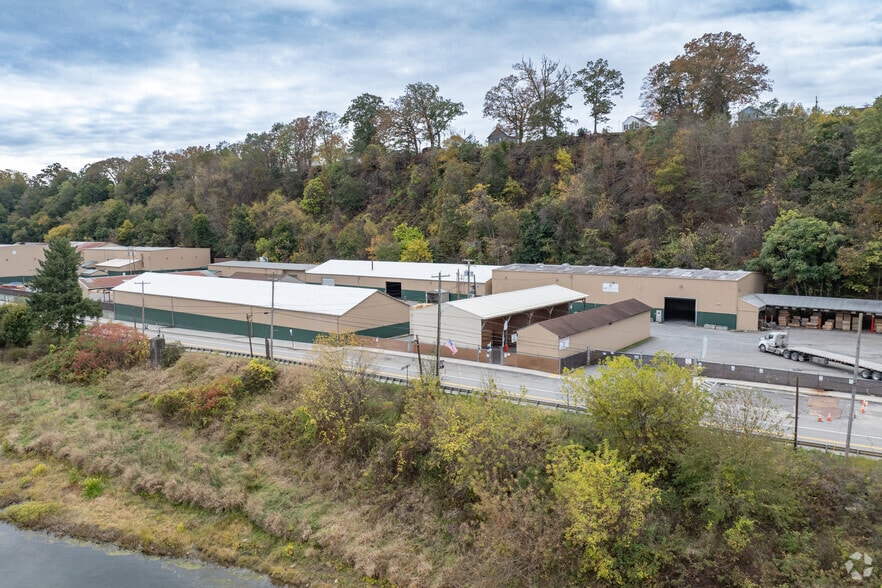 116 N River Ave, Parker, PA for lease - Building Photo - Image 3 of 4