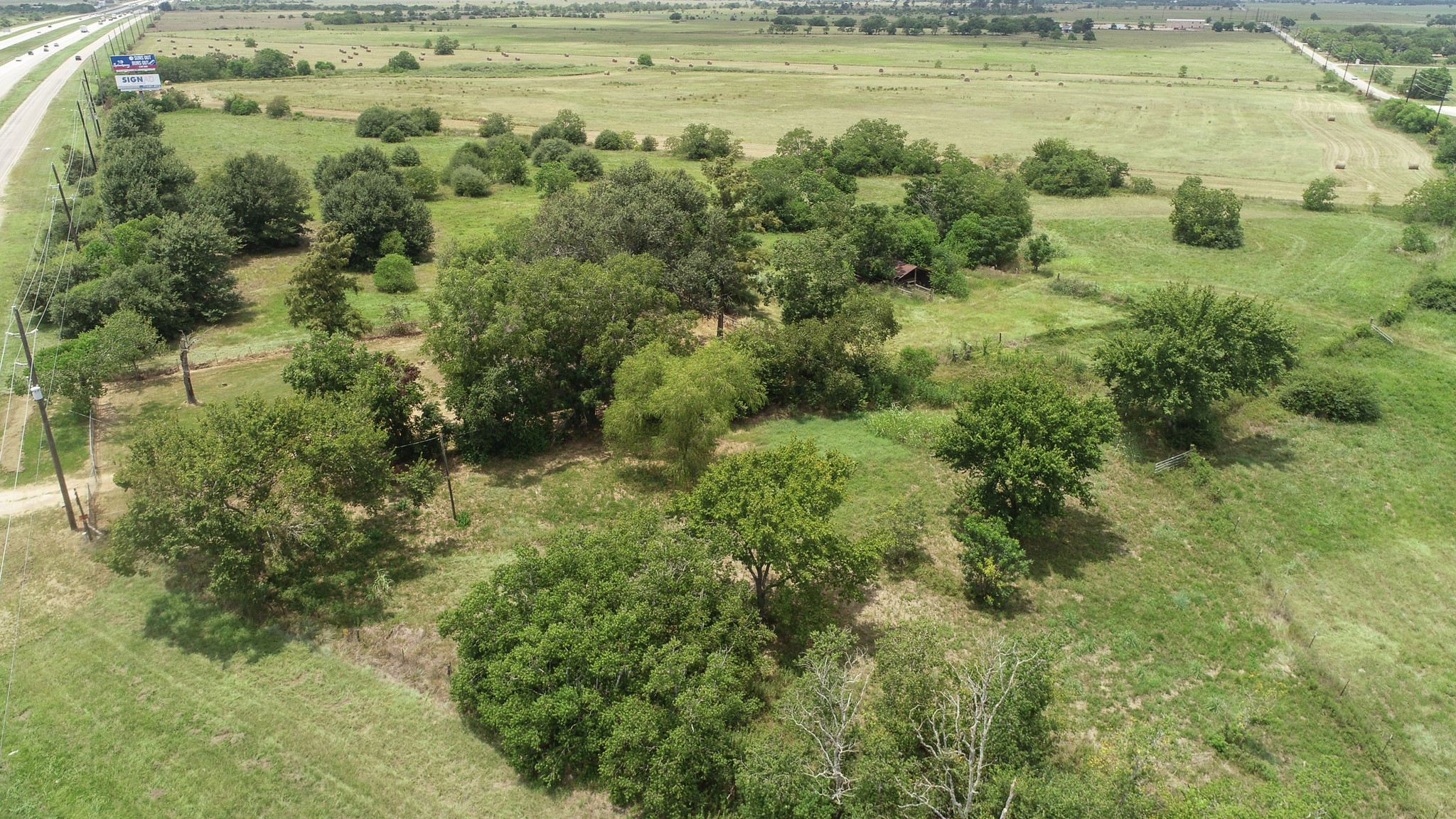 Pyka Rd & I-10, Sealy, TX for sale Primary Photo- Image 1 of 1