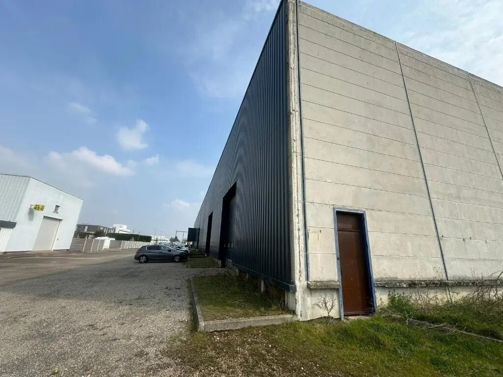Flex in Chalon-sur-Saône for lease Building Photo- Image 1 of 5