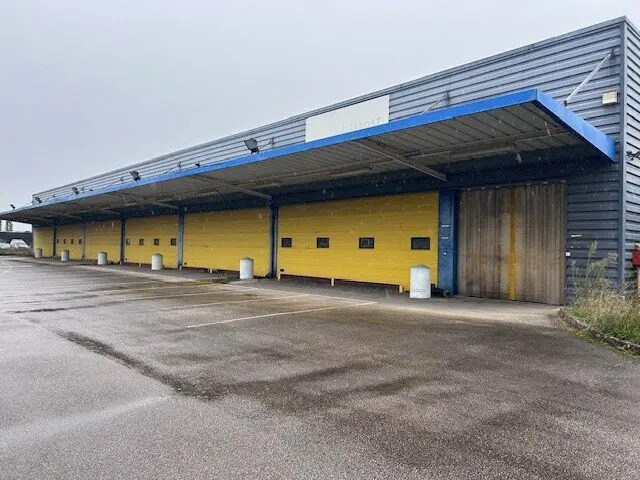 Flex in Sevrey for sale Building Photo- Image 1 of 9