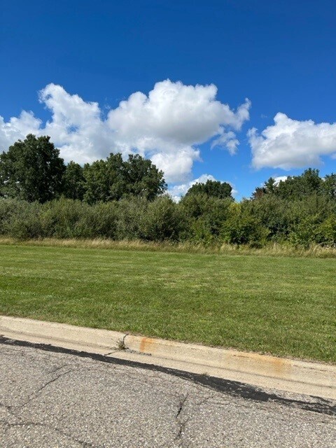 S Belsay Rd, Burton, MI for sale Primary Photo- Image 1 of 1