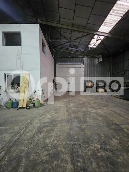 Flex in Muizon for sale - Building Photo - Image 3 of 9