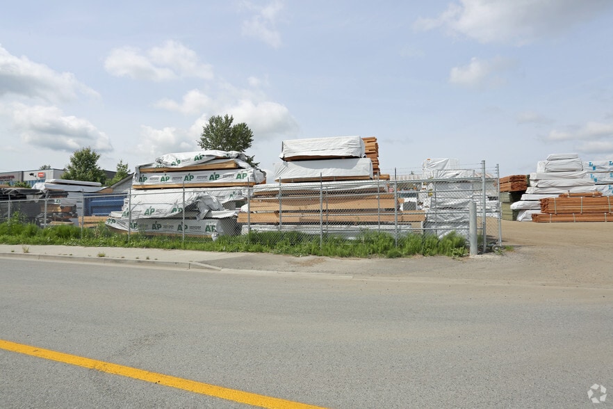 5265 192nd St, Surrey, BC for sale - Building Photo - Image 2 of 4