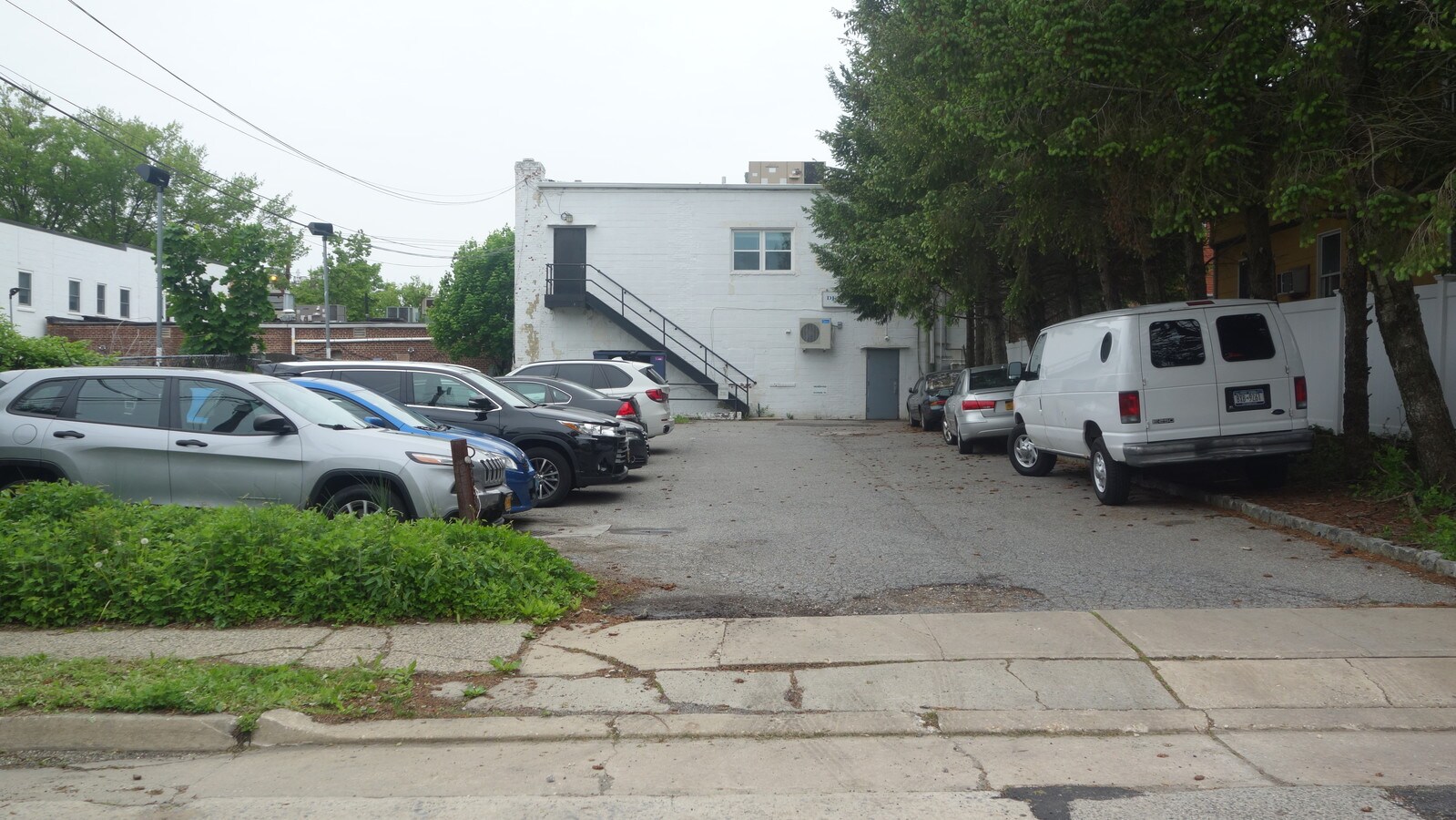 18 Haven Ave, Port Washington, NY 11050