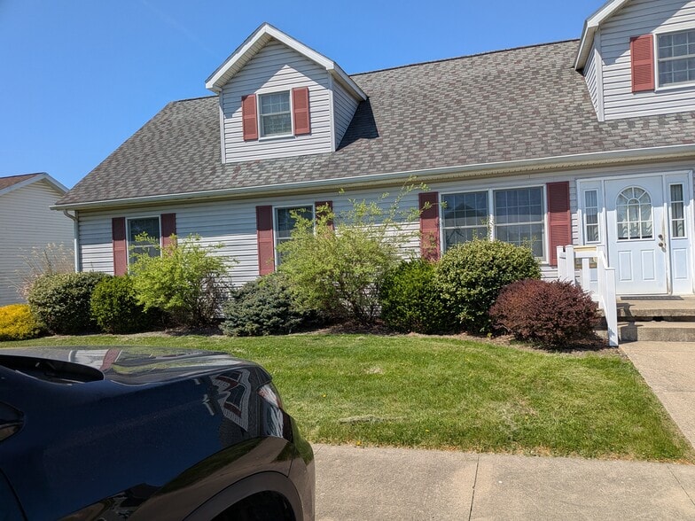 380 Browns Ln, Coshocton, OH for lease - Building Photo - Image 2 of 41